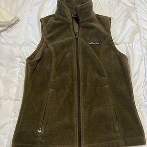 Columbia Vest